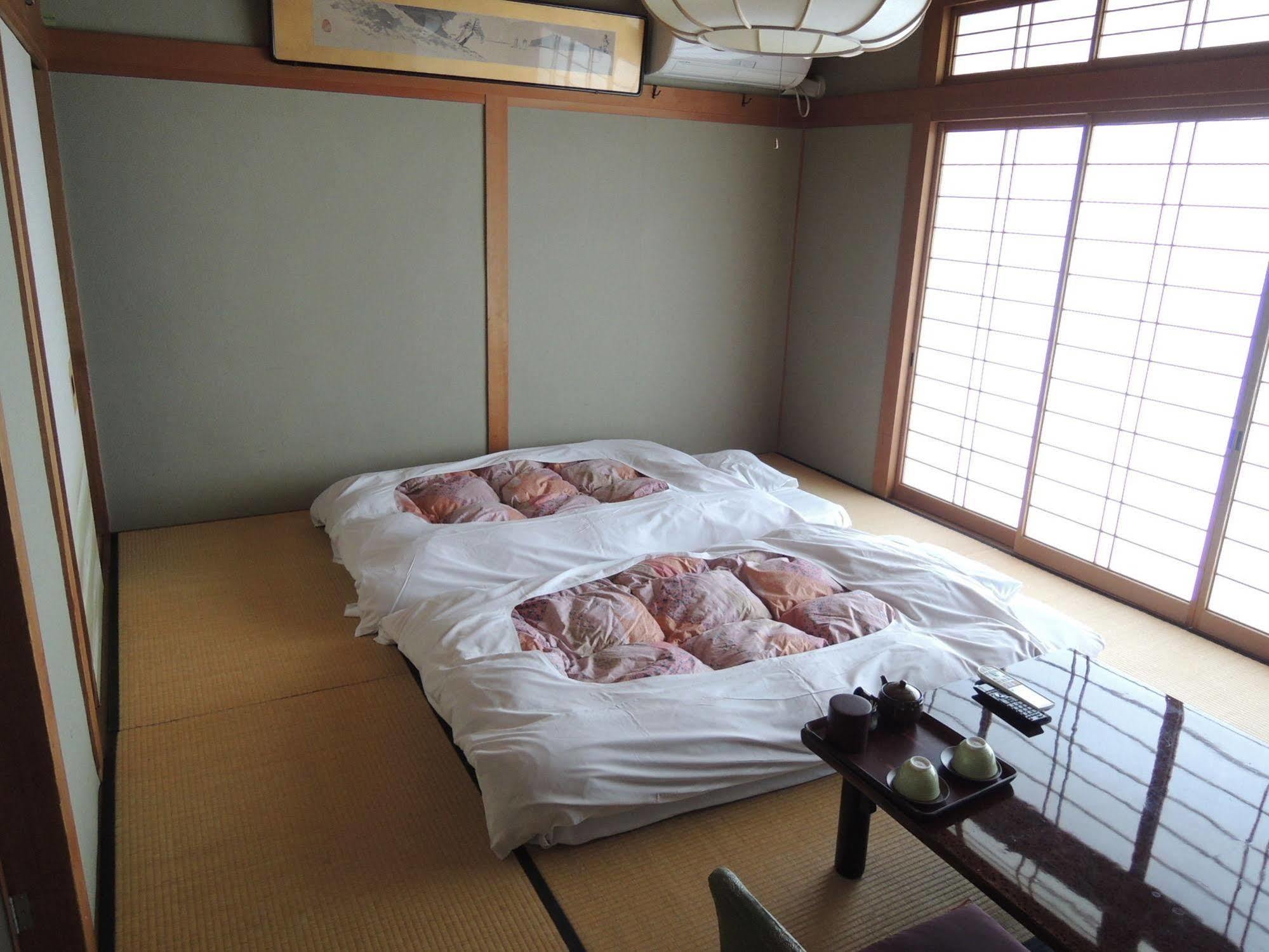 Shimaya Yamanouchi  Luaran gambar